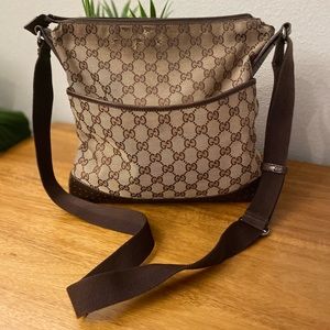 GUCCI Brown GG Logo Canvas Leather Crossbody Bag 💯 AUTHENTIC